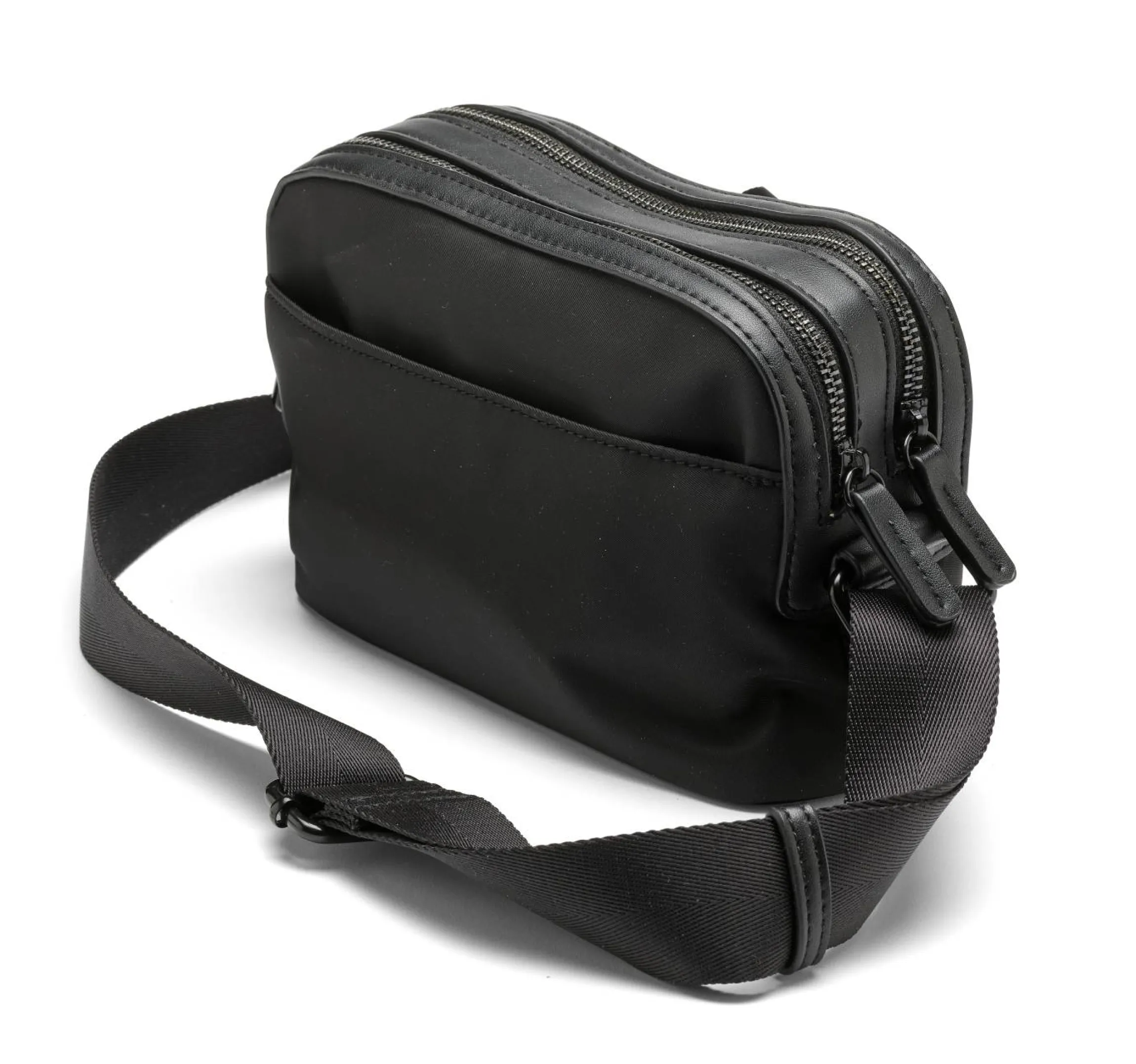Sporty crossbody veske