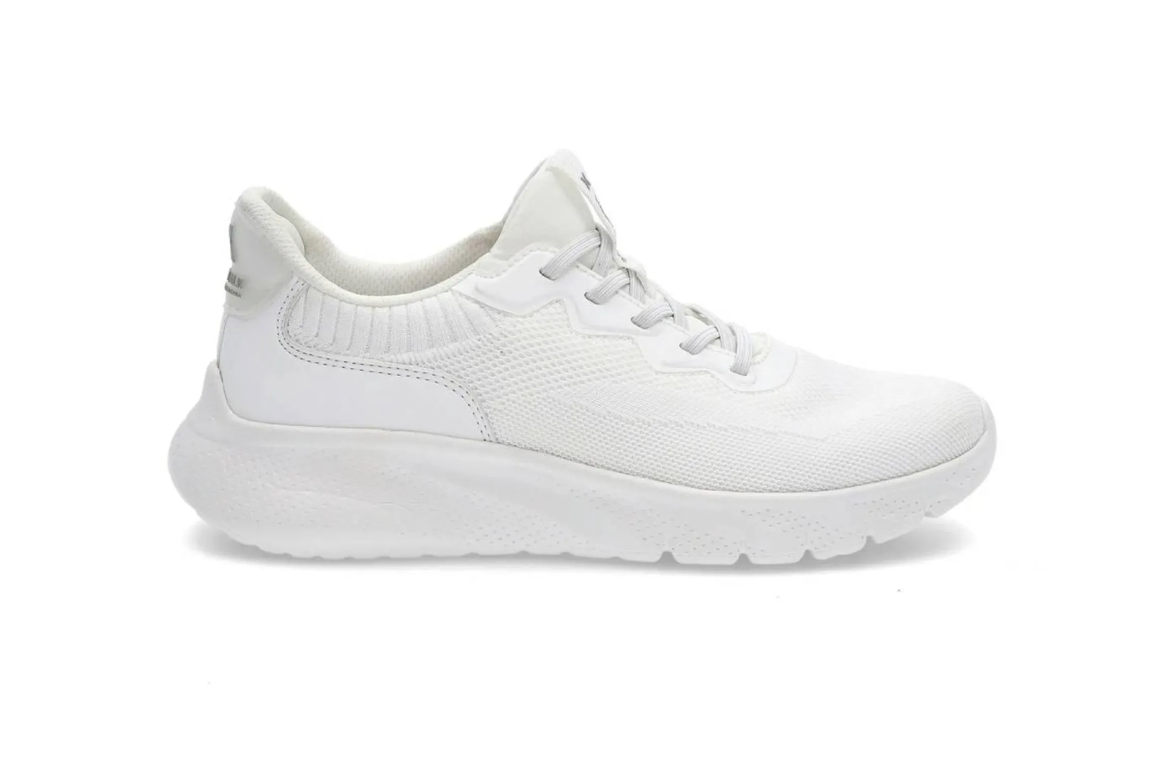 Sporty sneaker