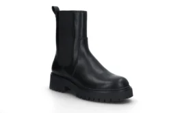 Trendy boots